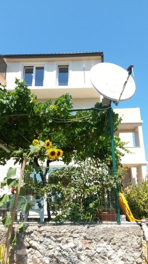 Apartman Lana Banjole Buitenkant foto